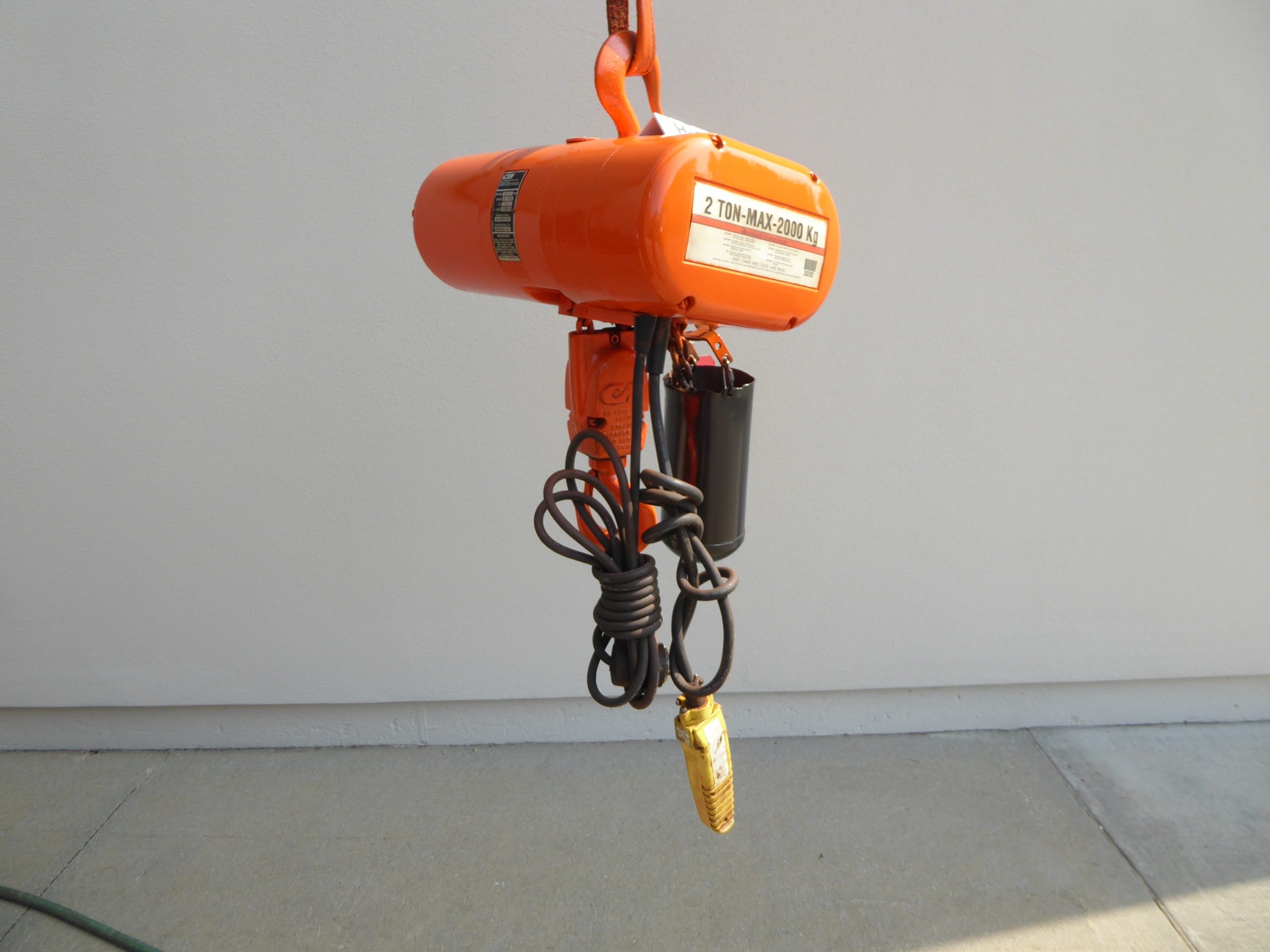 Used Hoist – CM 2 Ton Chain Hoist H2116-Hoists | Ronatec